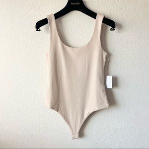 Banana republic nude bodysuit scoop back